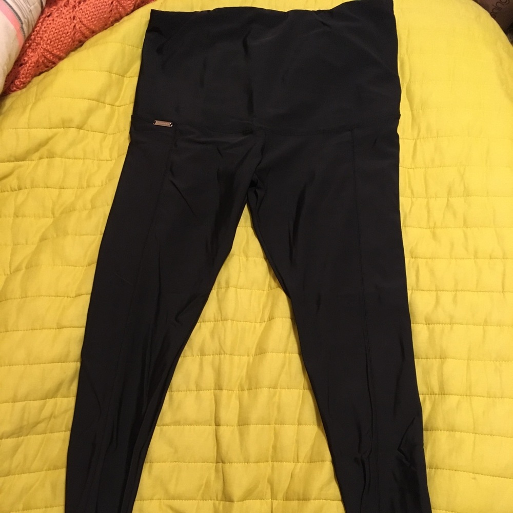 Lot of 2 intelligent leggings size XL